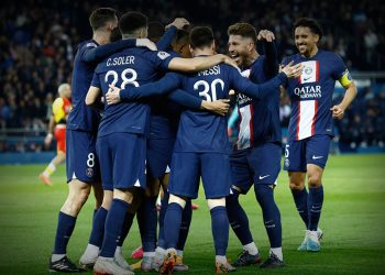 Paris Saint Germain şampiyonluk maçına çıkıyor