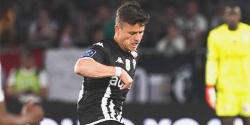 Angers son dakika golüyle kazandı