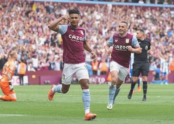 Aston Villa Konferans Ligi biletini kaptı