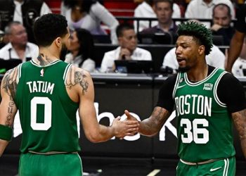 Boston seriye Jason Tatum ile tutundu