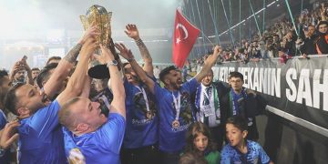 Çaykur Rizespor kupasına kavuştu
