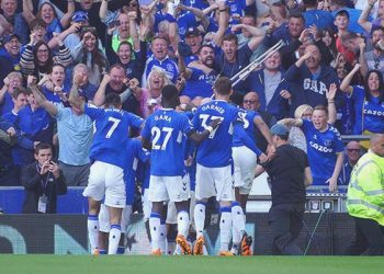 Everton kazandı Premier Lig’de kaldı