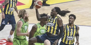Fenerbahçe Beko seriye farklı başladı