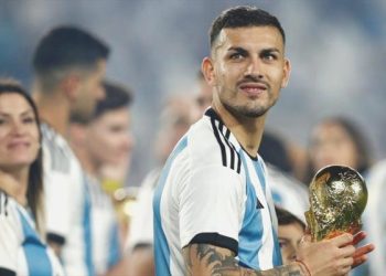 Galatasaray’a dünya şampiyonu orta saha!