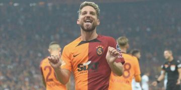 Galatasaray’da Mertens gelişmesi
