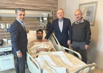 Göksel Gümüşdağ, Mahmut Tekdemir’i ziyaret etti