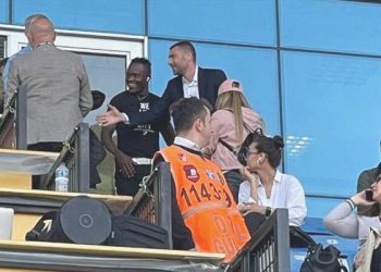 Süper Lig maçında Burak Yılmaz sürprizi