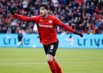 Kendisini Fenerbahçe’ye önerdi, dönüş bekliyor!