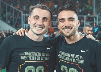 Kerem Aktürkoğlu’ndan şampiyonluk paylaşımı!