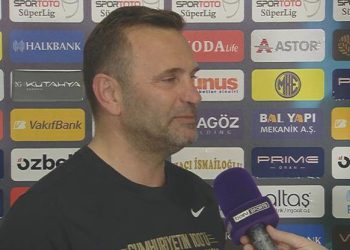 Okan Buruk gözyaşlarını tutamadı: “Çok zor zamanlardan sonra…”