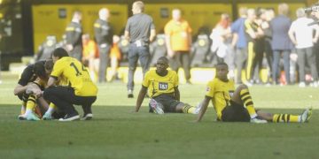 Şampiyonluk kaçtı, Dortmund’un yıldızları yıkıldı! İşte o anlar…