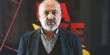 “3 isimle görüşmelerimiz sürüyor”