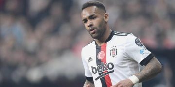 Beşiktaş’ta şok gelişme! Transfer yasağı gelebilir…
