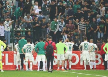 Süper Lig ekibi TFF’ye başvurdu: “Küme düşme kaldırılsın”