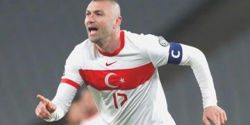 Burak Yılmaz’dan emeklilik açıklaması!