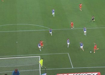 Corendon Alanyaspor gole çok yaklaştı