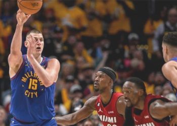 Denver final serisine galibiyetle başladı