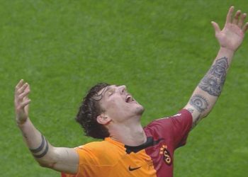 Dev derbide perdeyi Zaniolo açtı