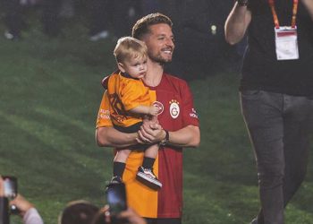 Dries Mertens: “Galatasaray ile bir yıl daha”