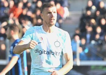“Dzeko Fenerbahçe için %100 yanlışsız isim”