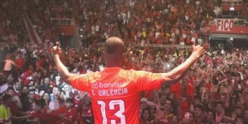 Enner Valencia’ya çılgın ilgi! Binler akın etti…