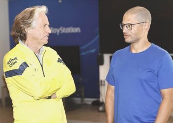 Fenerbahçe idmanında Alex sürprizi!