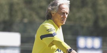 Fenerbahçe ile Medipol Başakşehir kupa finalinde karşılaşacak