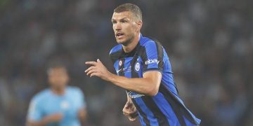 Fenerbahçe’de transfer harekatı başladı! Gözler Edin Dzeko’ya çevirildi