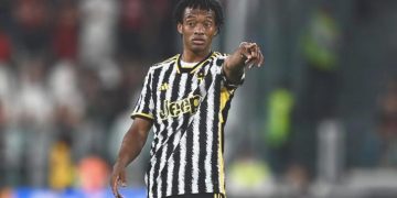 Flaş iddia! Fenerbahçe mukavele teklifi yaptı