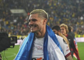 Galatasaray taraftarından Icardi’ye ‘kal’ çağrısı!