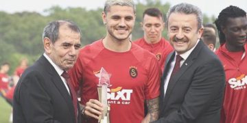 Galatasaray’da dönemin oyuncusu Icardi