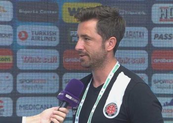 “Galibiyeti kaçıran taraf bizdik”