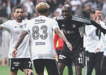 Gedson golünü attı, Atiba’ya koştu!