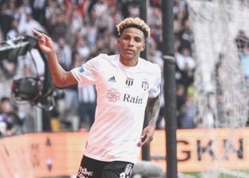 Gedson neler yaptı neler! İnanılmaz gol…