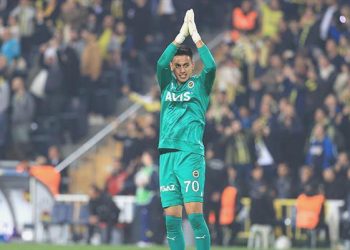 İrfan Can Eğribayat baba oldu