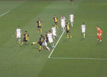 İstanbulspor atağında inanılmaz karambol