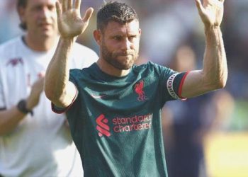 James Milner yeni grubuna imzayı attı