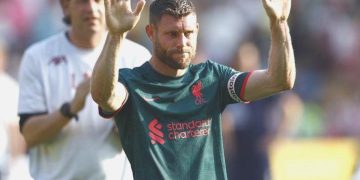 James Milner yeni grubuna imzayı attı