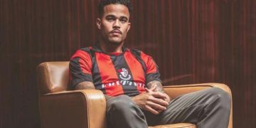 Justin Kluivert yeni ekibine imzayı attı