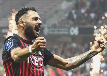 Kaç dönemi gösteriyle kapattı