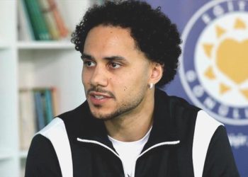 Larkin: “Tepeden tırnağa herkes hayal kırıklığına uğramıştı”