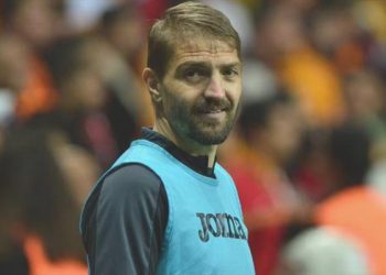 Medipol Başakşehir’de Caner Erkin ile yollar ayrıldı