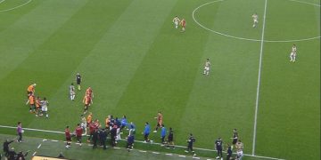 Nelsson ve Valencia birbirine girdi, ortalık karıştı!