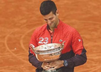Novak Djokovic tarihe geçerek şampiyon oldu