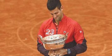 Novak Djokovic tarihe geçerek şampiyon oldu
