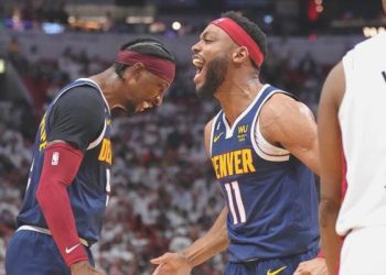 Nuggets şampiyonluğun kapısını araladı!