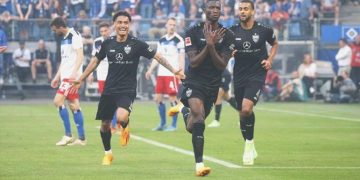 Stuttgart Bundesliga’da kaldı! Hamburg’un hayalleri yıkıldı
