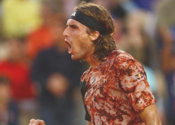 Tsitsipas 4. çeşide kaldı