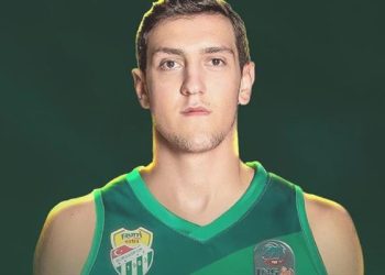 Türk Telekom 7. transferini tamamladı!