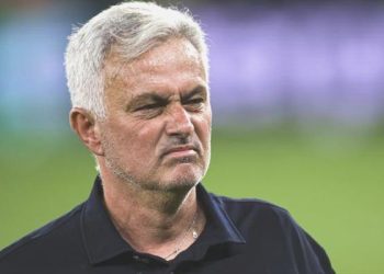 UEFA’dan Mourinho’ya 4 maç ceza!